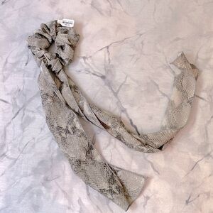 NWT Grey Snake Scrunchi with Ties